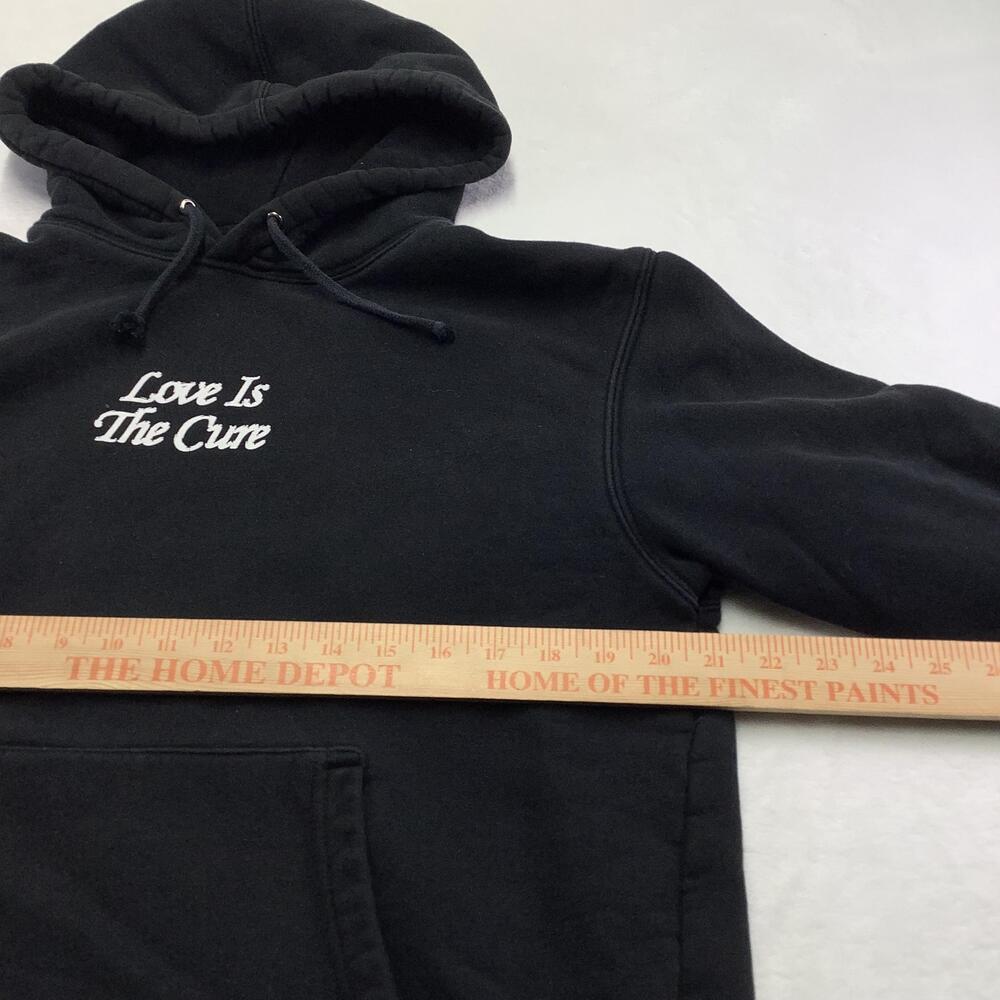 OBEY Hoodie Mens Large Black Love Is The Cure Pullover Fleece Graphic Sweatshirt - Picture 8 of 9